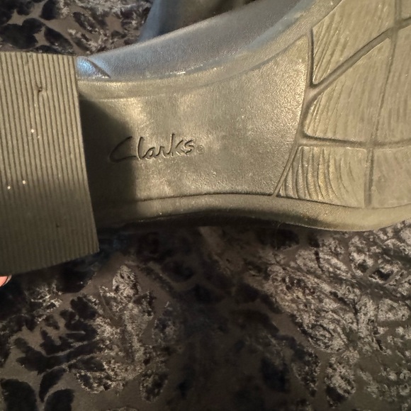 Clarks leather booties - Picture 3 of 5